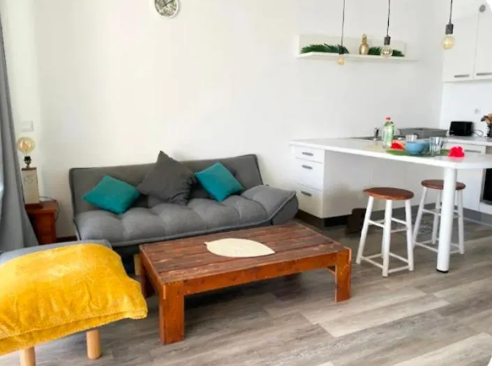 Fare Mahina Ocean View Apartment
